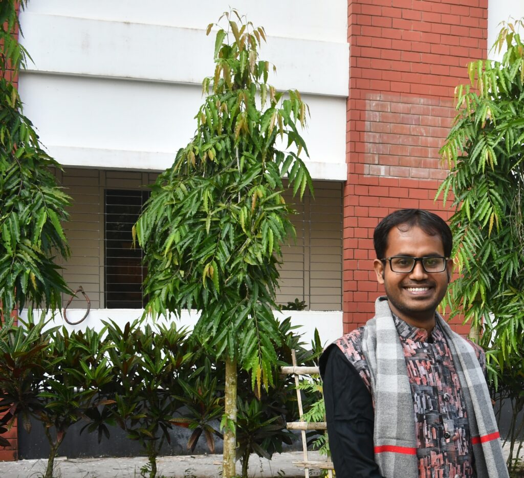বর্ষার আগমনি বার্তায় গহীনের শব্দমালা ও মৌসুমের ঘূর্ণায়মান  –মোঃ হাবিবুর রহমান