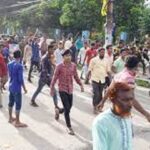 বিএনপির মিছিলে পুলিশের ধাওয়া-পাল্টা