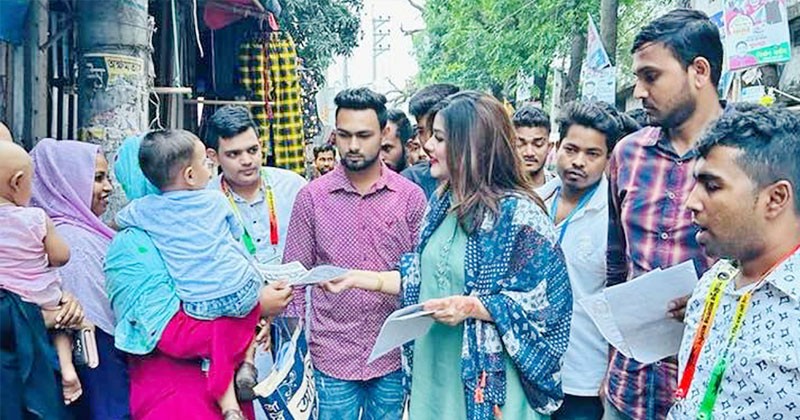 এমপি নির্বাচন করতে চান চিত্রনায়িকা মাহি