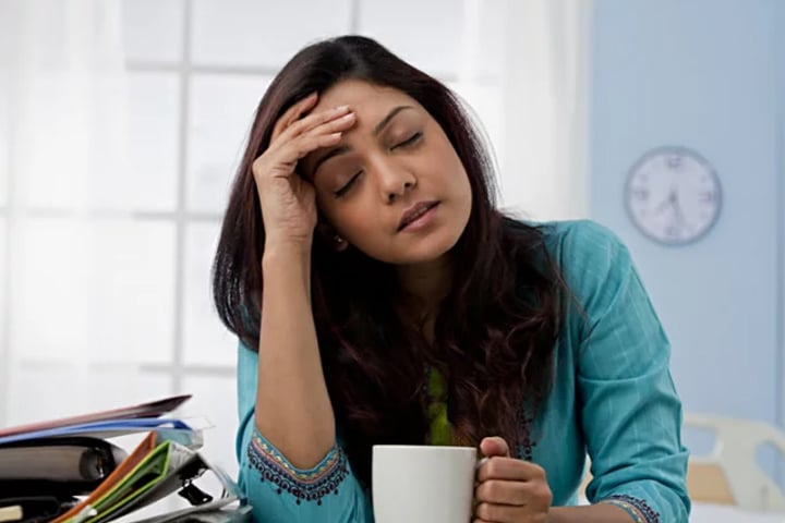 দীর্ঘস্থায়ী মাথাব্যথার কারণ ও মুক্তির উপায়