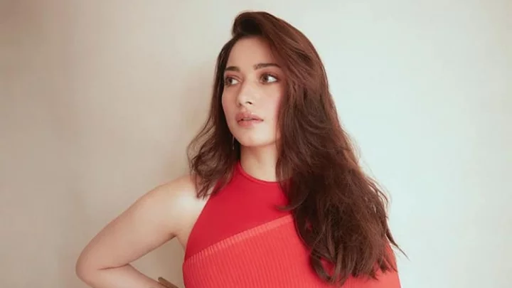 ছয় কোটি টাকা অস্বীকার করলেন তামান্না