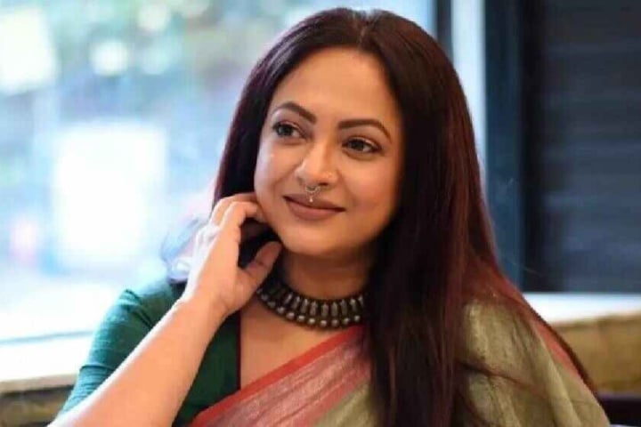 জনপ্রিয় অভিনেত্রী শ্রীলেখাকে বিয়ের প্রস্তাব দিয়েছেন এক ভক্ত