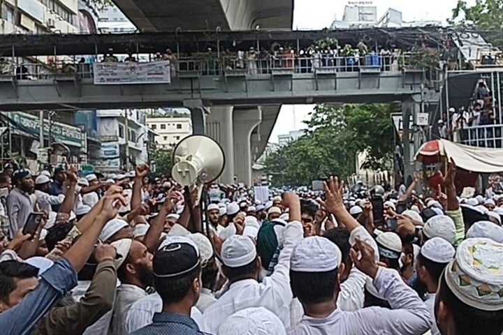 জুলুম নির্যাতন করে ক্ষমতায় টিকে থাকা যাবে না