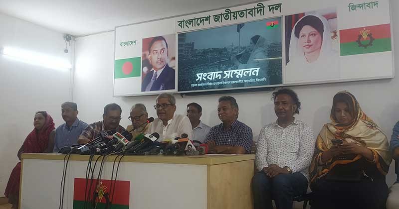 ছাত্রদল নেতাদের ডিবি কার্যালয়ে তুলে নিয়ে অস্ত্র দিয়ে নাটক সাজানো হচ্ছে