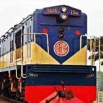 সেলফি তোলা অবস্থায় ট্রেনের ধাক্কা খেয়ে ঘটনাস্থলেই মারা যায় সিয়াম