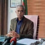রাতে সিল মারা ঠেকাতে ভোটকেন্দ্রে সকালে ব্যালট পাঠাবে ইসি
