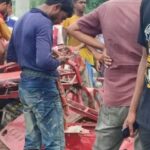ট্রাকচাপায় নিহত অটোরিকশাচালক, হাসপাতালে ২ বিদেশি শিক্ষার্থী