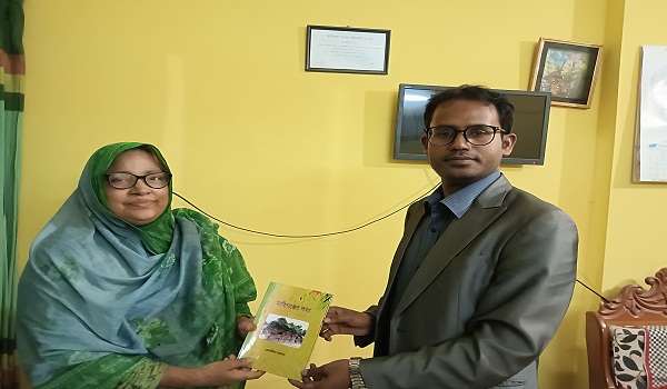 মাহিগঞ্জের কথা (২০১৩) গ্রন্থের লেখক মোনালিসা রহমান এর সাথে ইতিহাস ও ঐতিহ্য নিয়ে আলাপচারিতা