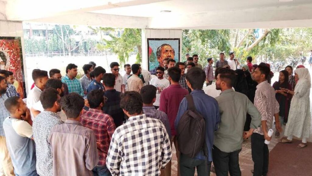 ছাত্রী হেনস্তায় দ্রুত বিচারের আশ্বাস উপাচার্যের