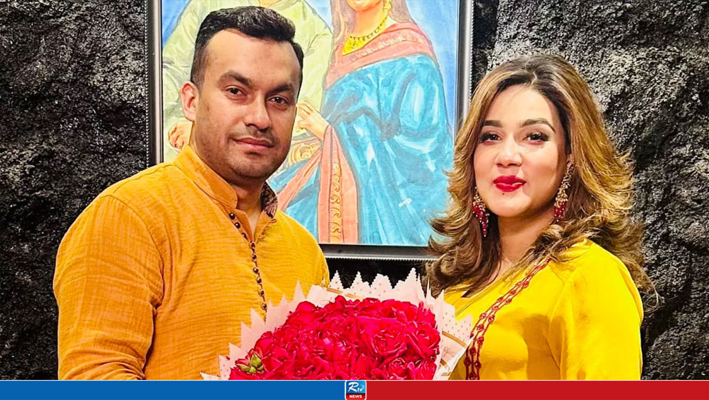মাহির সংসার ভাঙে একটি এসএমএসে
