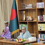 অতি বাম আর অতি ডান মিলে সরকার উৎখাতে কাজ করছে : প্রধানমন্ত্রী