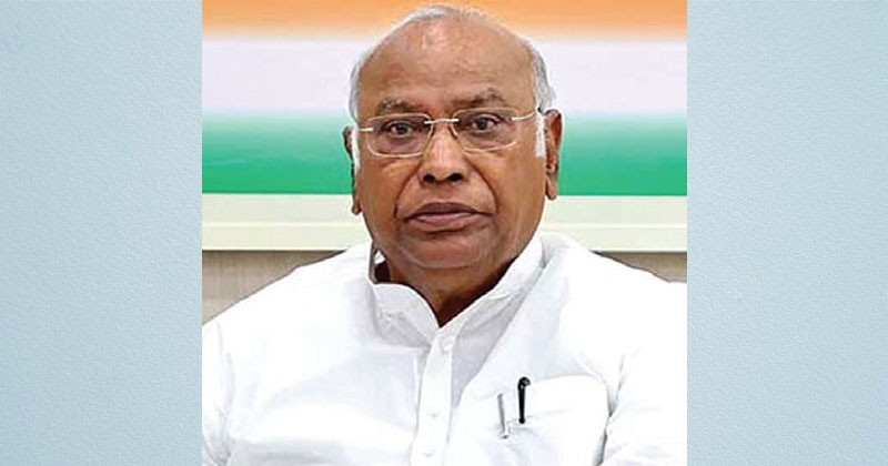 মোদির পতন যেকোনো সময় : কংগ্রেস সভাপতি