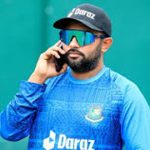 নাফিস ইকবাল স্ট্রোক করেছেন