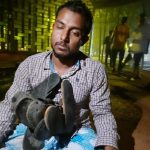 হল ছাত্রলীগ নেতাকে পুলিশে সোপর্দ