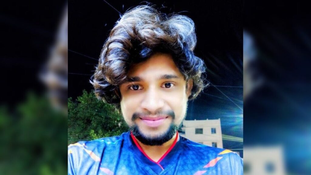 সাব–ইন্সপেক্টর সাহেদী হাসান এখন পুরোপুরি নিঃস্ব